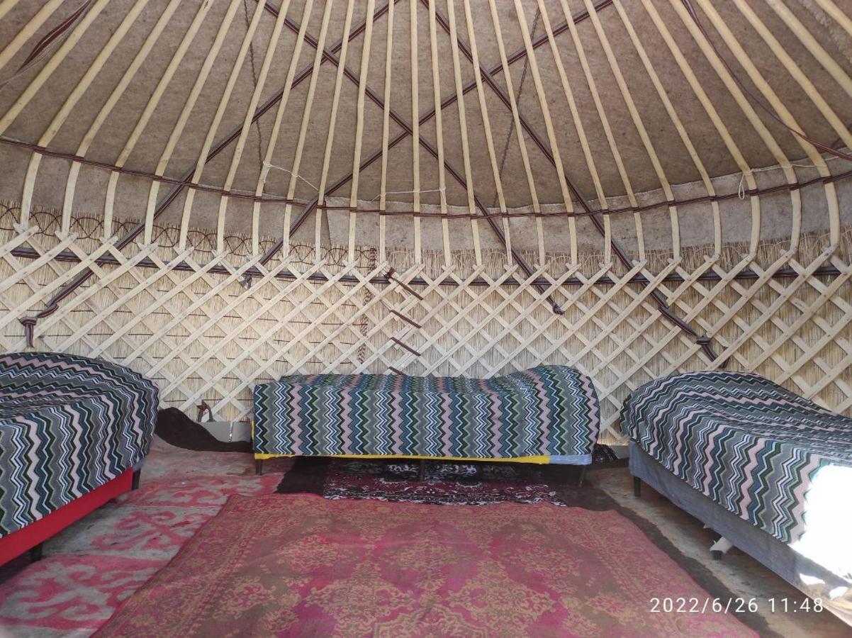 Guest House And Yurt Camp "Ailuu" Tong المظهر الخارجي الصورة